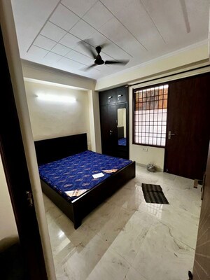 1 BHK Builder Floor For Rent in Sector 21