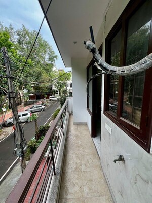 Balcony in 1 BHK Builder Floor at Sector 21 – for Rent
