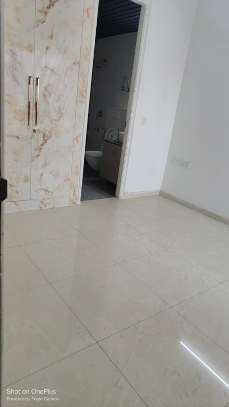 Bathroom, eros-sampoornam 3 Bedroom 1435 Sq.Ft. Apartment In Sector 2 Greater Noida Greater Noida 10542350