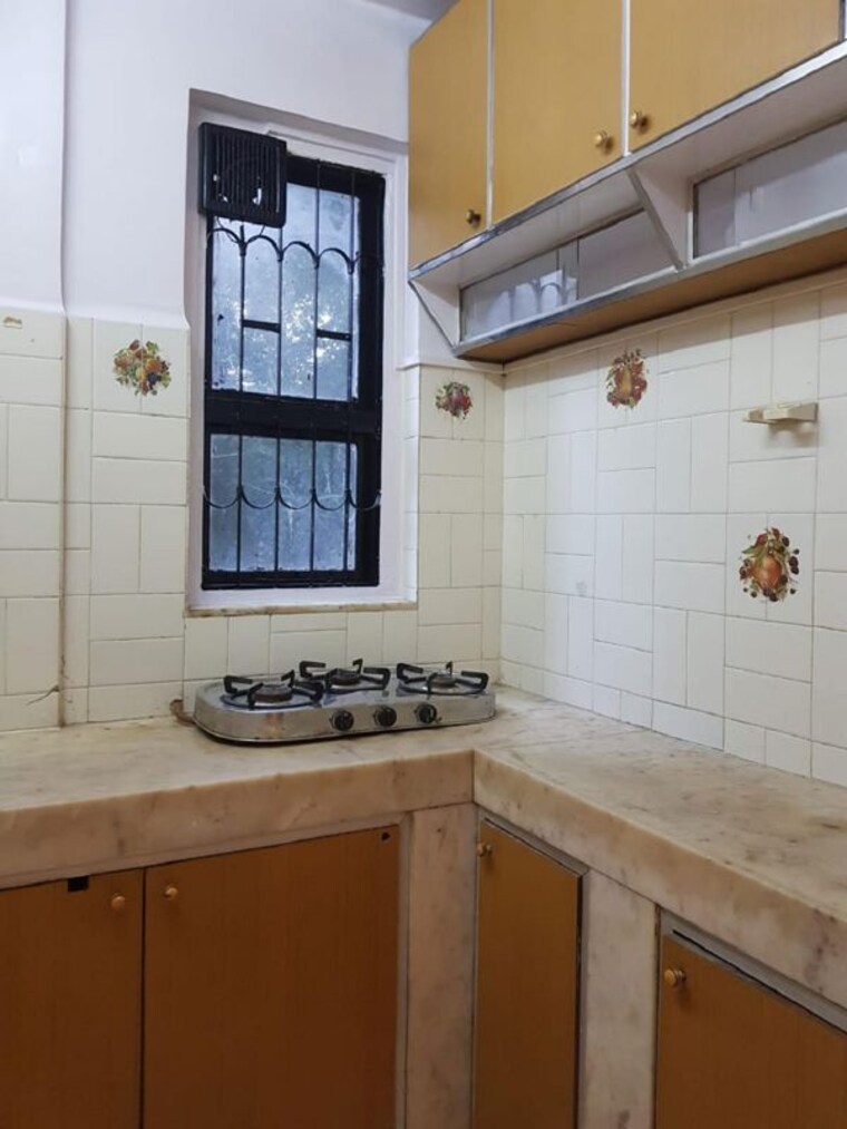 Kitchen, bandra west 2 Bedroom 650 Sq.Ft. Apartment In Bandra West Mumbai 10542351