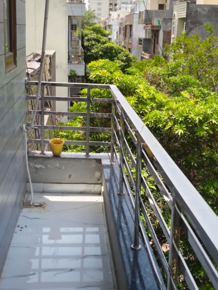 Balcony, vipul-square 1 RK 460 Sq.Ft. Builder Floor In Sushant Lok I Gurgaon 10542334