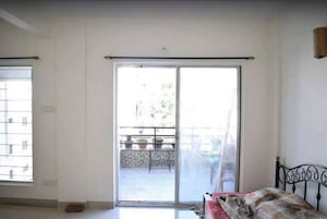 Living Room in 2 BHK Apartment at Erandavane CHS, Erandwane – for Rent