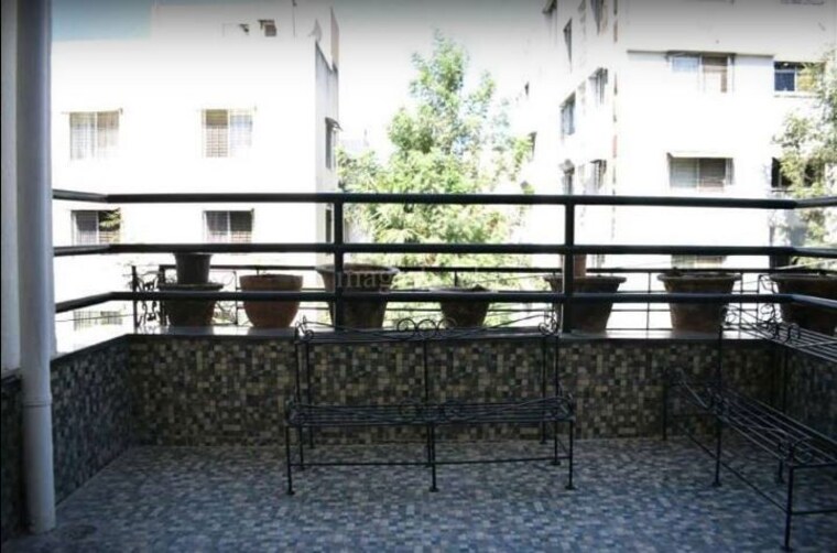 Balcony, erandavane-chs 2 Bedroom 1056 Sq.Ft. Apartment In Erandwane Pune 10542368