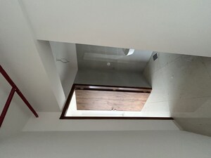Furnished Amenities in 2 BHK Apartment at Avant Heritage, Jogeshwari East – for Rent