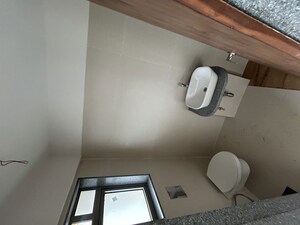 Furnished Amenities in 2 BHK Apartment at Avant Heritage, Jogeshwari East – for Rent