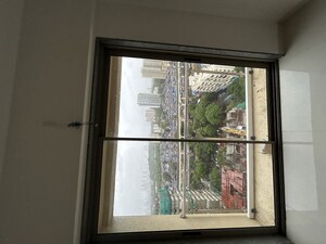 Room in 2 BHK Apartment at Avant Heritage, Jogeshwari East – for Rent