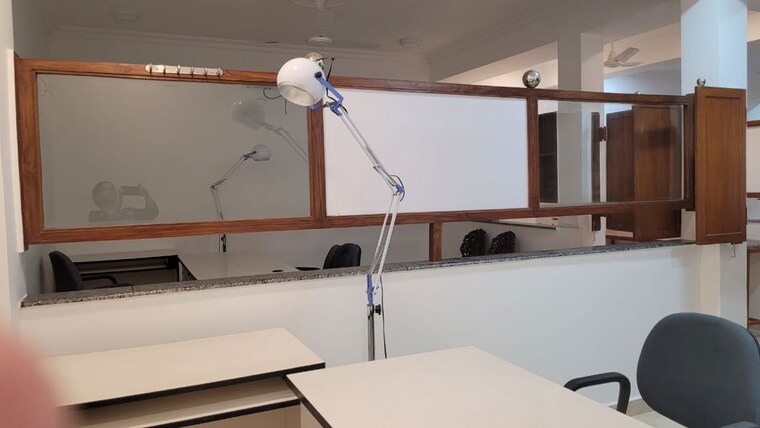 Team Area, south extension ii Commercial Office Space 1850 Sq.Ft. In South Extension ii Delhi 10542366