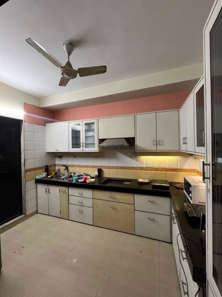 Kitchen, kesar-gardens 3 Bedroom 1500 Sq.Ft. Apartment In Kharghar Navi Mumbai 10542392