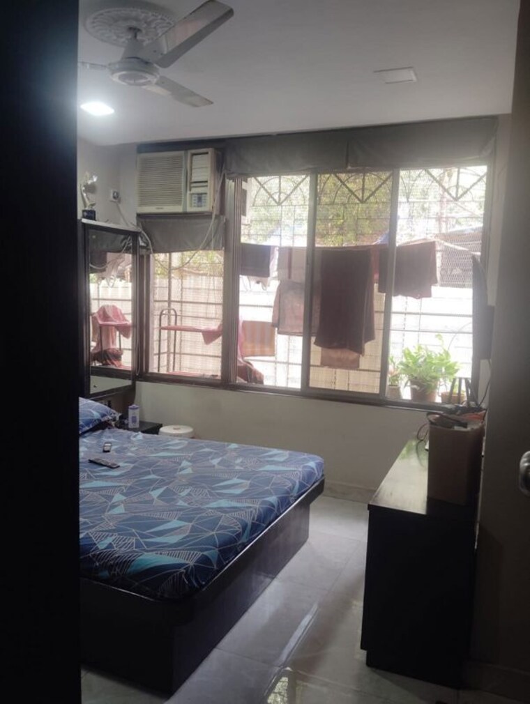 Bedroom, khar west 2 Bedroom 700 Sq.Ft. Apartment In Khar West Mumbai 10542408