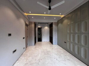Building Lobby in 3 BHK Builder Floor at Sector 22 – for Rent