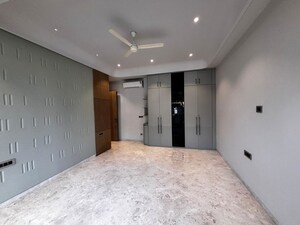 3 BHK Builder Floor For Rent in Sector 22