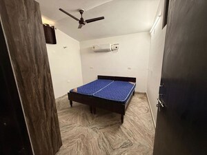 Bathroom in 2 BHK Builder Floor at Sector 23 – for Rent