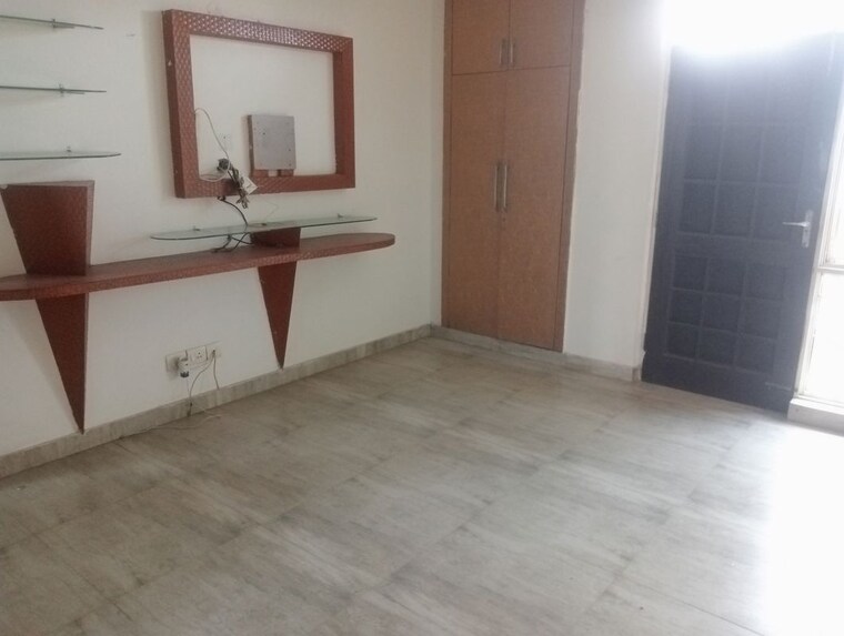 Room, parsvnath-green-ville 3 Bedroom 1935 Sq.Ft. Apartment In Sector 48 Gurgaon 10542419