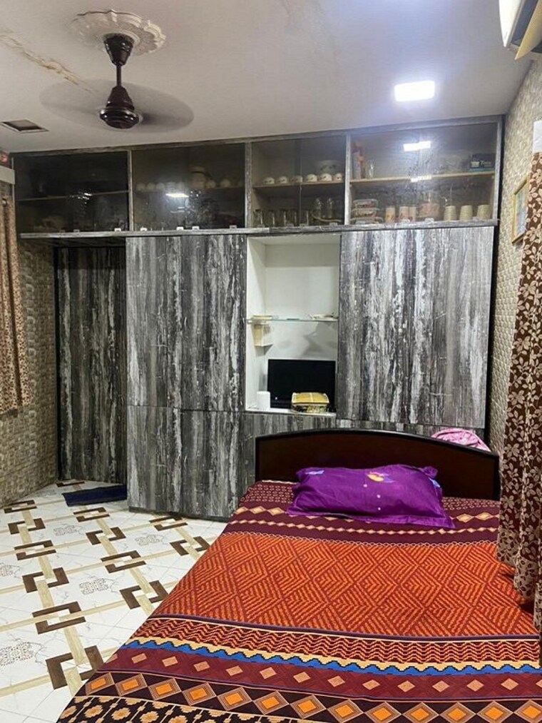 Bedroom, bandra west 3 Bedroom 1100 Sq.Ft. Apartment In Bandra West Mumbai 10542432