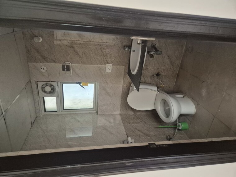 Bathroom, nimbus-the-hyde-park 3 Bedroom 1320 Sq.Ft. Apartment In Sector 78 Noida 10542455