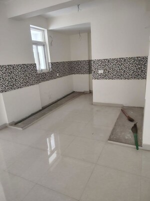 Bathroom in 3 BHK Apartment at Whiteland The Aspen, Sector 76 – for Sale