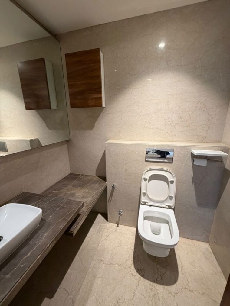 Bathroom, sunteck-signia-isles 4 Bedroom 3200 Sq.Ft. Apartment In Bandra Kurla Complex Mumbai 10542474