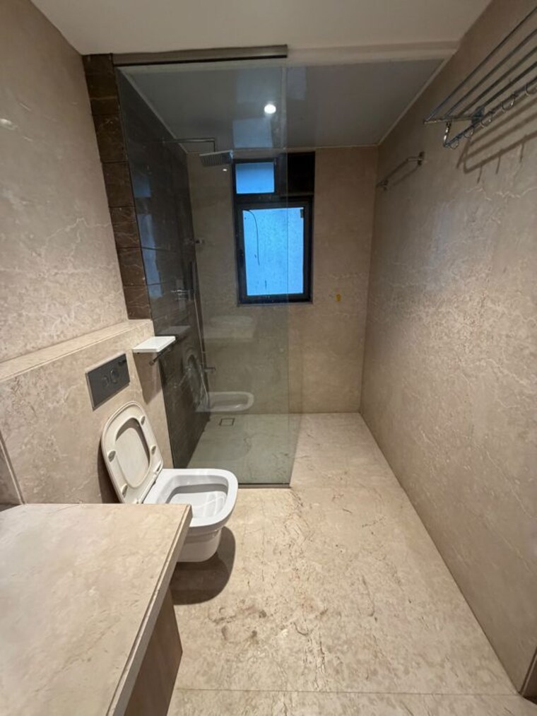 Bathroom, sunteck-signia-isles 4 Bedroom 3200 Sq.Ft. Apartment In Bandra Kurla Complex Mumbai 10542474