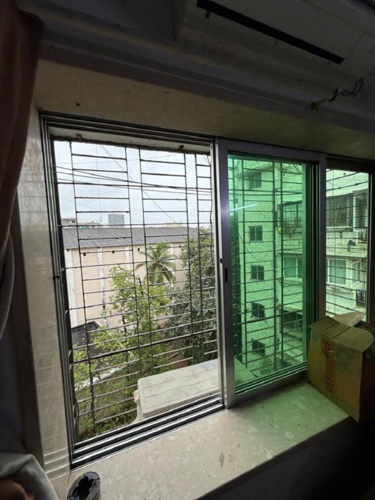 Room, bandra west 2 Bedroom 700 Sq.Ft. Apartment In Bandra West Mumbai 10542504