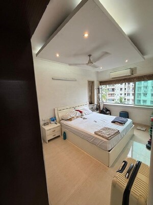 Bedroom in 2 BHK Apartment at Bandra West – for Rent