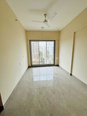 Room in 2 BHK Apartment at Satra One, Goregaon West – for Sale