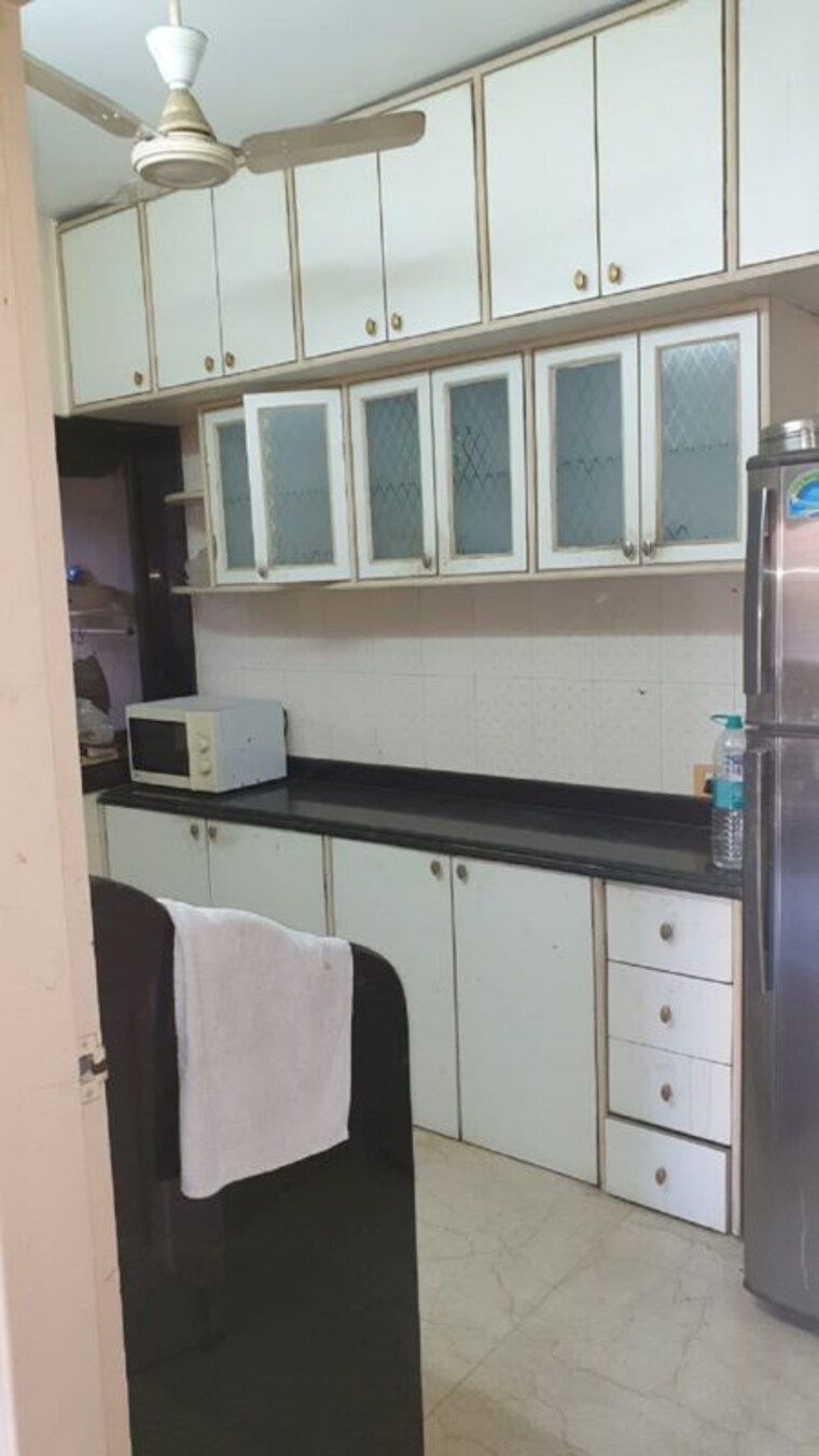 Kitchen, santacruz west 2 Bedroom 700 Sq.Ft. Apartment In Santacruz West Mumbai 10542555
