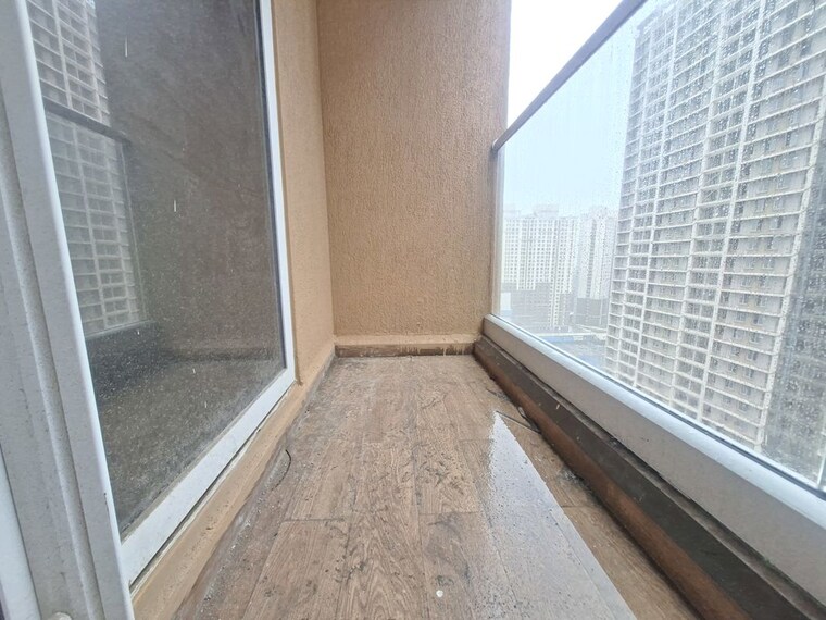 Balcony, dosti-tulip 2 Bedroom 583 Sq.Ft. Apartment In Balkum Pada Thane 10542566