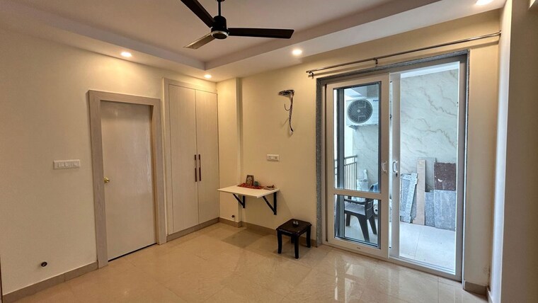 Living Room, sector 19b dwarka 3 Bedroom 2000 Sq.Ft. Apartment In Sector 19b Dwarka Delhi 10542557