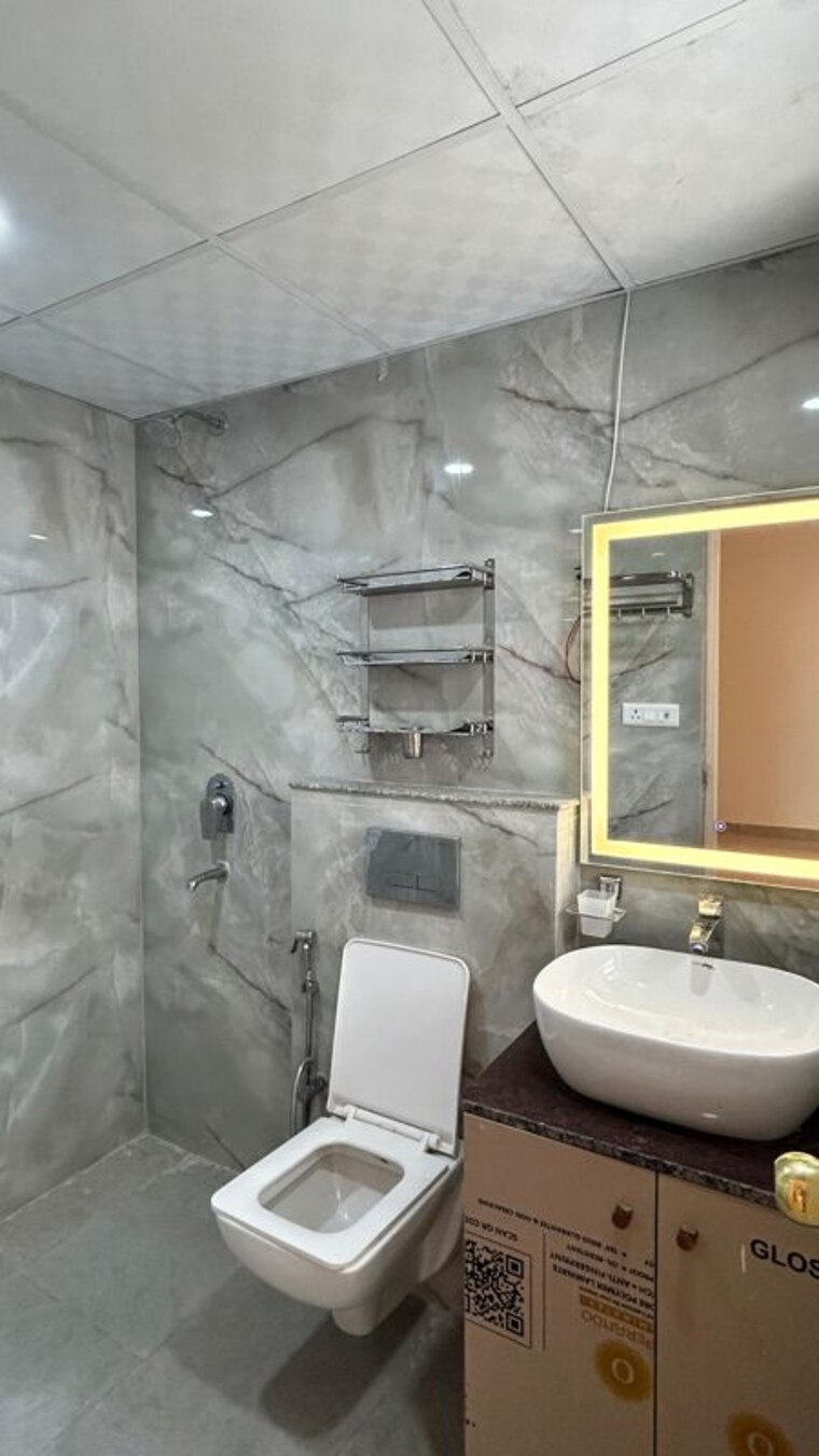 Bathroom, sector 19b dwarka 3 Bedroom 2000 Sq.Ft. Apartment In Sector 19b Dwarka Delhi 10542557