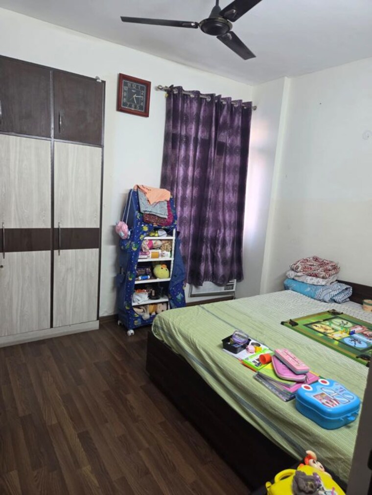 Bedroom, bptp-spacio 2.5 Bedroom 1600 Sq.Ft. Apartment In Sector 37d Gurgaon 10542568