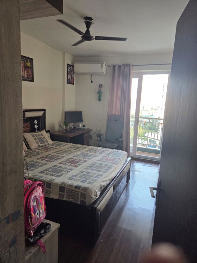 Bedroom, bptp-spacio 2.5 Bedroom 1600 Sq.Ft. Apartment In Sector 37d Gurgaon 10542568