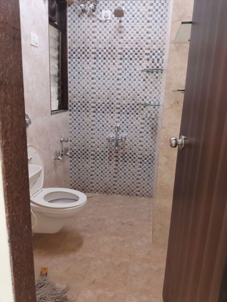Bathroom, asmita-sand-dunes 3 Bedroom 1125 Sq.Ft. Apartment In Malad West Mumbai 10542575