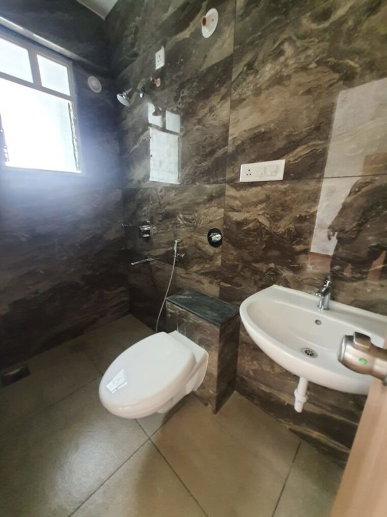 Bathroom, tirupati-campus-phase-7 2 Bedroom 1050 Sq.Ft. Apartment In Dhanori Pune 10542574