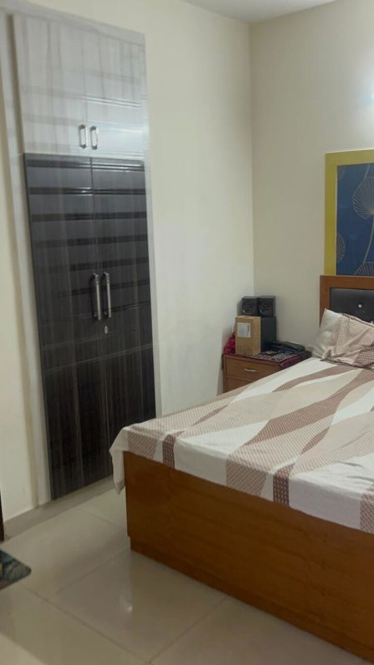 Bedroom, mahagun-mahagunpuram 2 Bedroom 900 Sq.Ft. Apartment In Shastri Nagar Ghaziabad 10542573