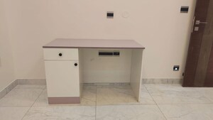 Room in 3 BHK Apartment at Sumadhura The Olympus, Nanakramguda – for Rent