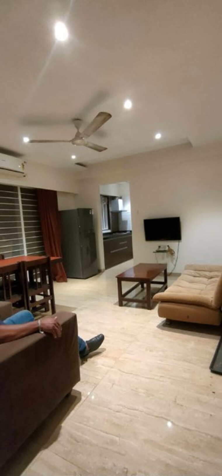 Living Room, khar west 2 Bedroom 500 Sq.Ft. Apartment In Khar West Mumbai 10542588