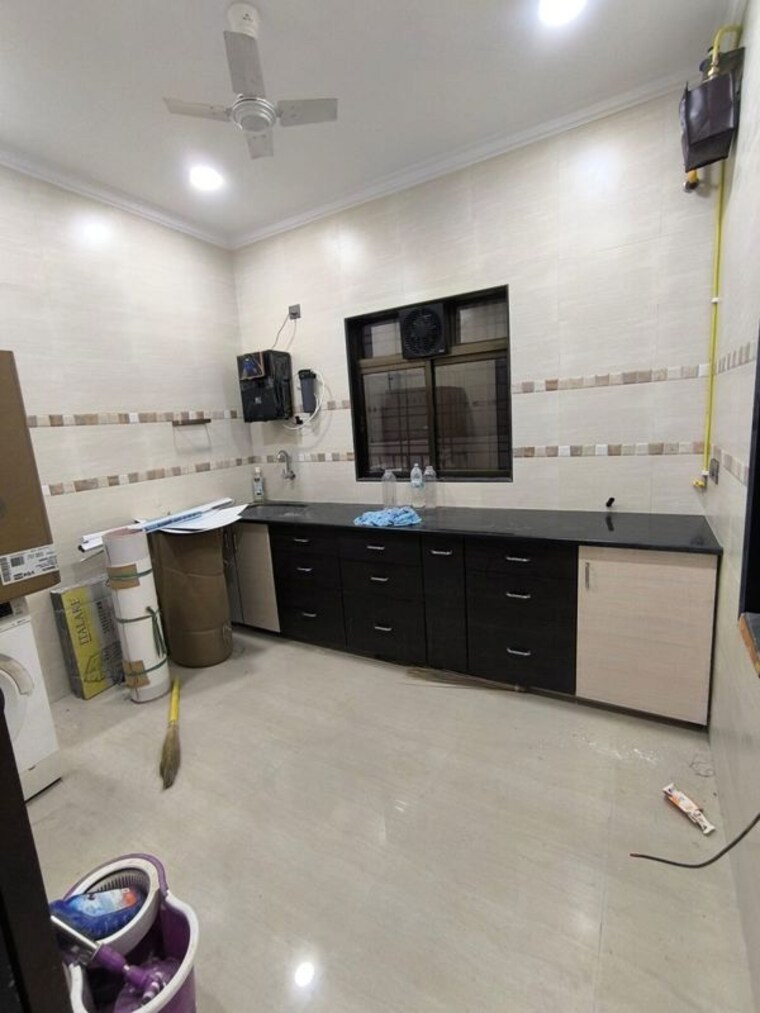 Kitchen, khar west 1 Bedroom 500 Sq.Ft. Apartment In Khar West Mumbai 10542604