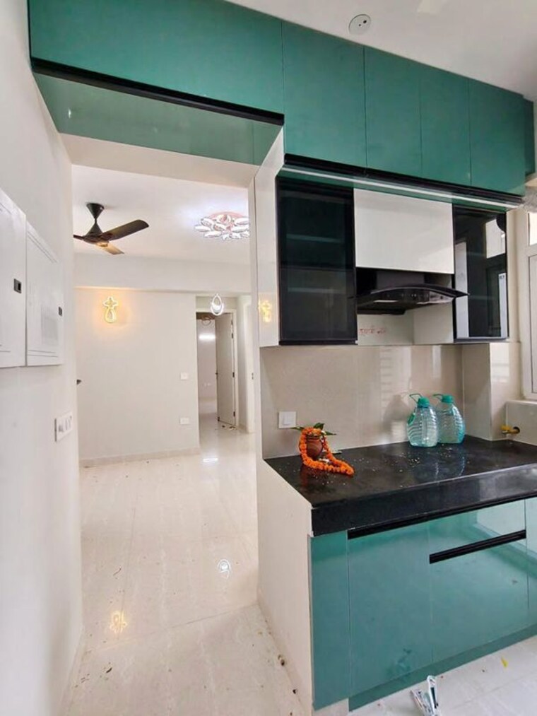 Kitchen, aman vihar 1 Bedroom 450 Sq.Ft. Apartment In Aman Vihar Delhi 10542607