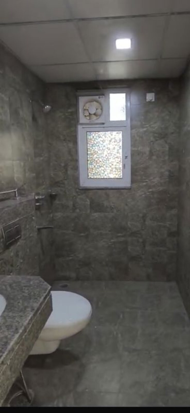 Bathroom, experion-the-heart-song 3 Bedroom 1758 Sq.Ft. Apartment In Sector 108 Gurgaon 10542608