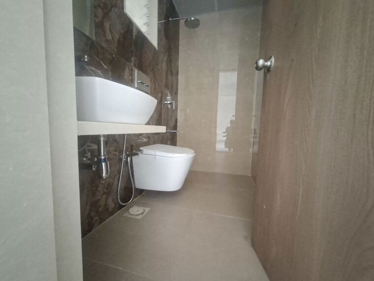 Bathroom, dosti-tulip 2 Bedroom 675 Sq.Ft. Apartment In Balkum Pada Thane 10542627