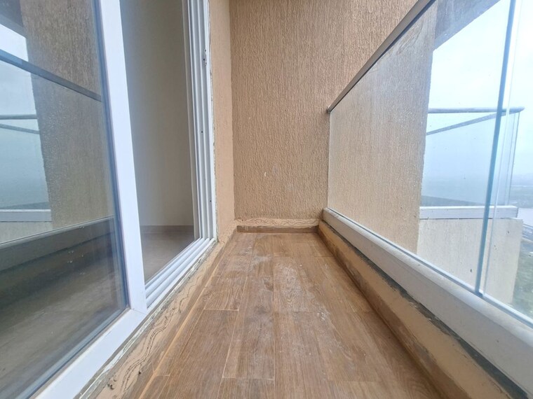 Balcony, dosti-tulip 2 Bedroom 675 Sq.Ft. Apartment In Balkum Pada Thane 10542627