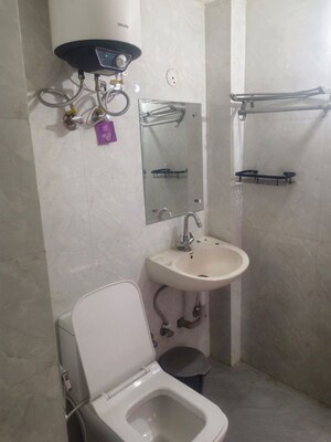 Bathroom in 1 RK Builder Floor at Sector 52a – for Rent