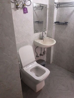 Bathroom in 3 BHK Apartment at Conscient Habitat Prime, Sector 99a – for Rent