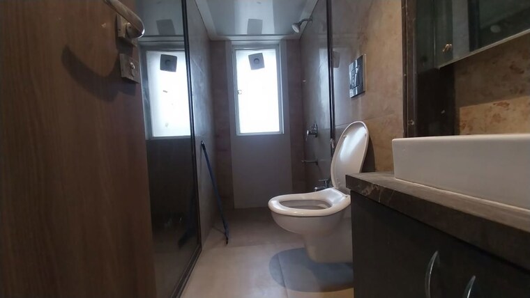 Bathroom, navratna-apartment 2 Bedroom 800 Sq.Ft. Apartment In Santacruz East Mumbai 10542666