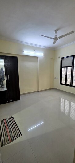 1 BHK + Store Room Apartment For Rent in Dheeraj Solitaire