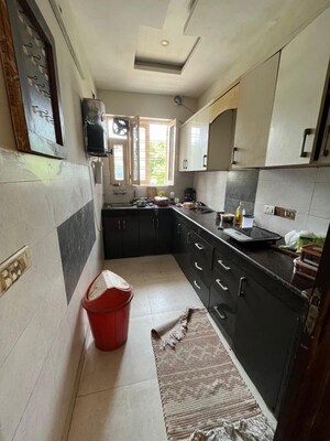 Kitchen in 3 BHK Builder Floor at Sector 40 – for Rent