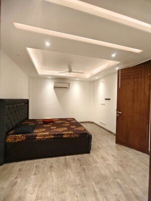 Bedroom in 4 BHK Apartment at Saket – for Rent