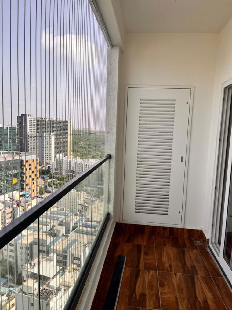 Balcony, sumadhura-olumpus 2.5 Bedroom 1670 Sq.Ft. Apartment In Nanakramguda Hyderabad 10542681