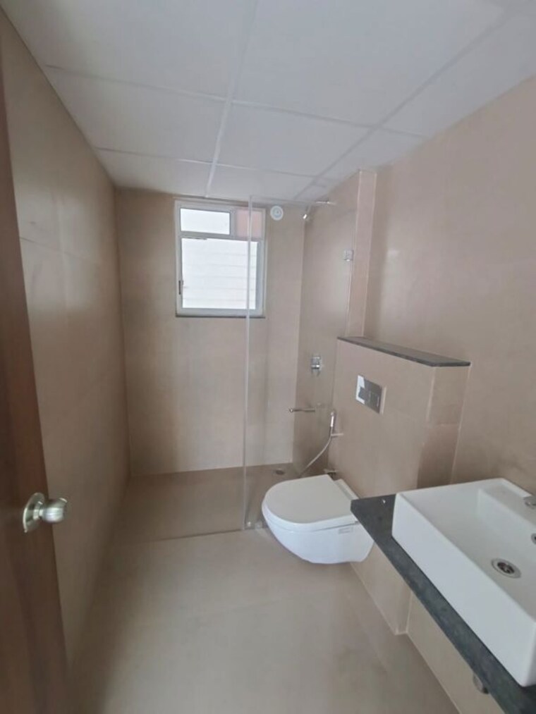 Bathroom, runwal-the-central-park 3 Bedroom 1200 Sq.Ft. Apartment In Chinchwad Pune 10542775