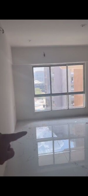 Room in 3 BHK Apartment at Anubhav CHS Mulund, Mulund West – for Rent